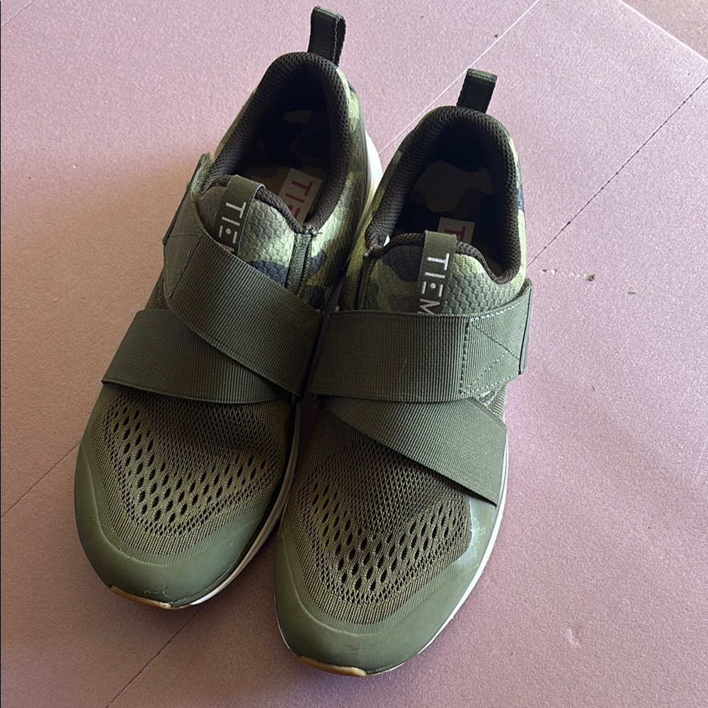 TIEM Slipstream Spin/Cycling Shoes